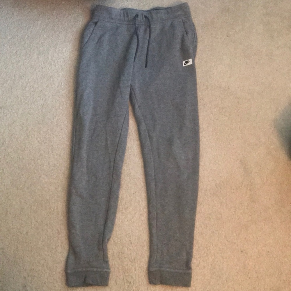 Women’s Nike Grey Joggers/Sweatpants